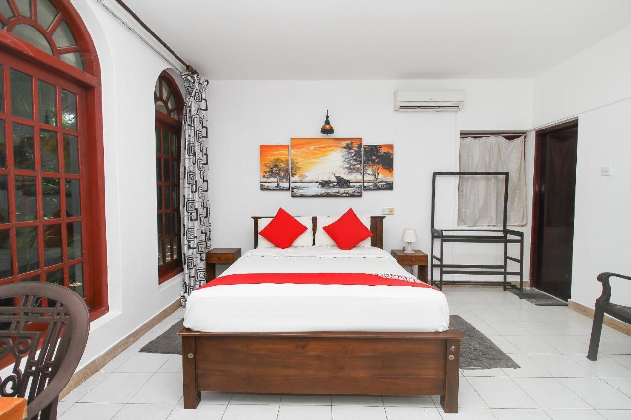 Oyo 459 Barasti Beach Resort Kalutara Exterior foto