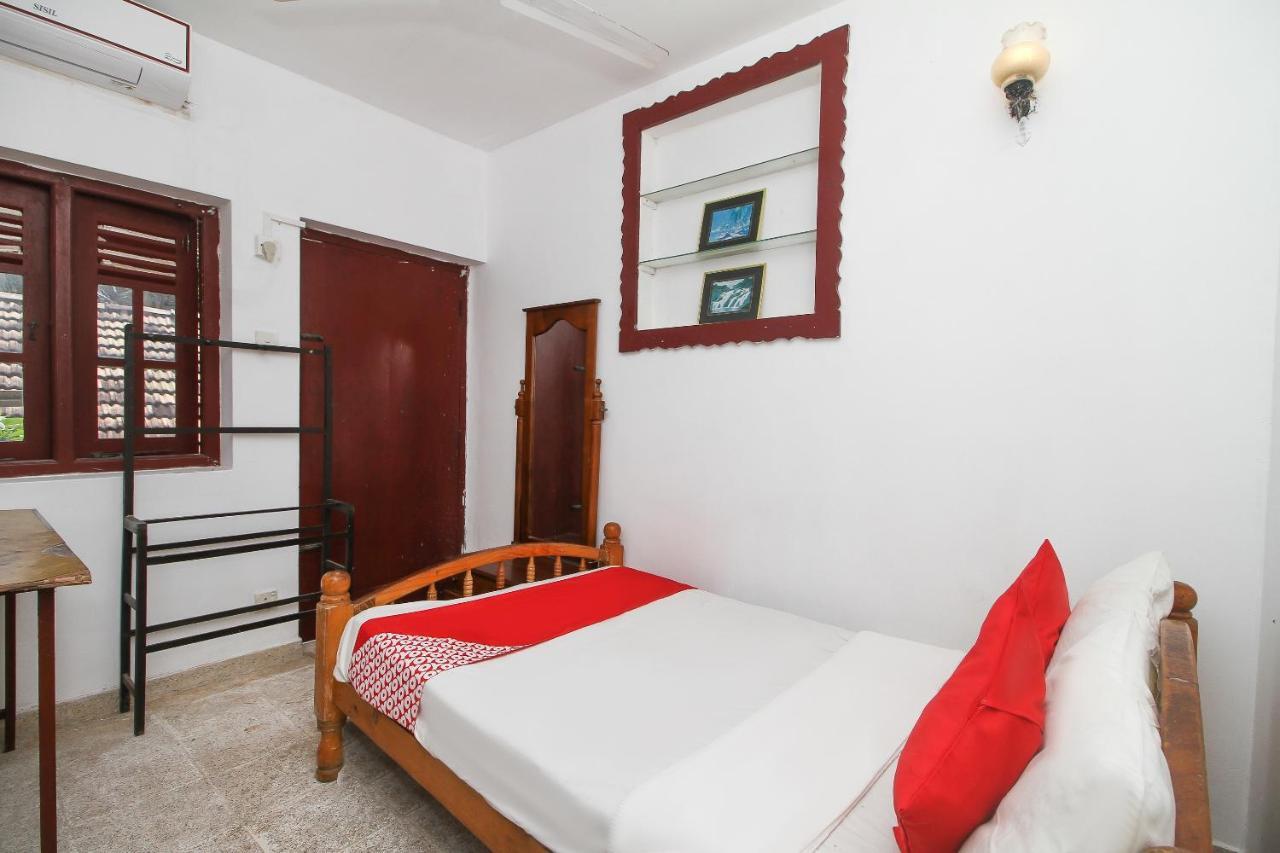 Oyo 459 Barasti Beach Resort Kalutara Exterior foto