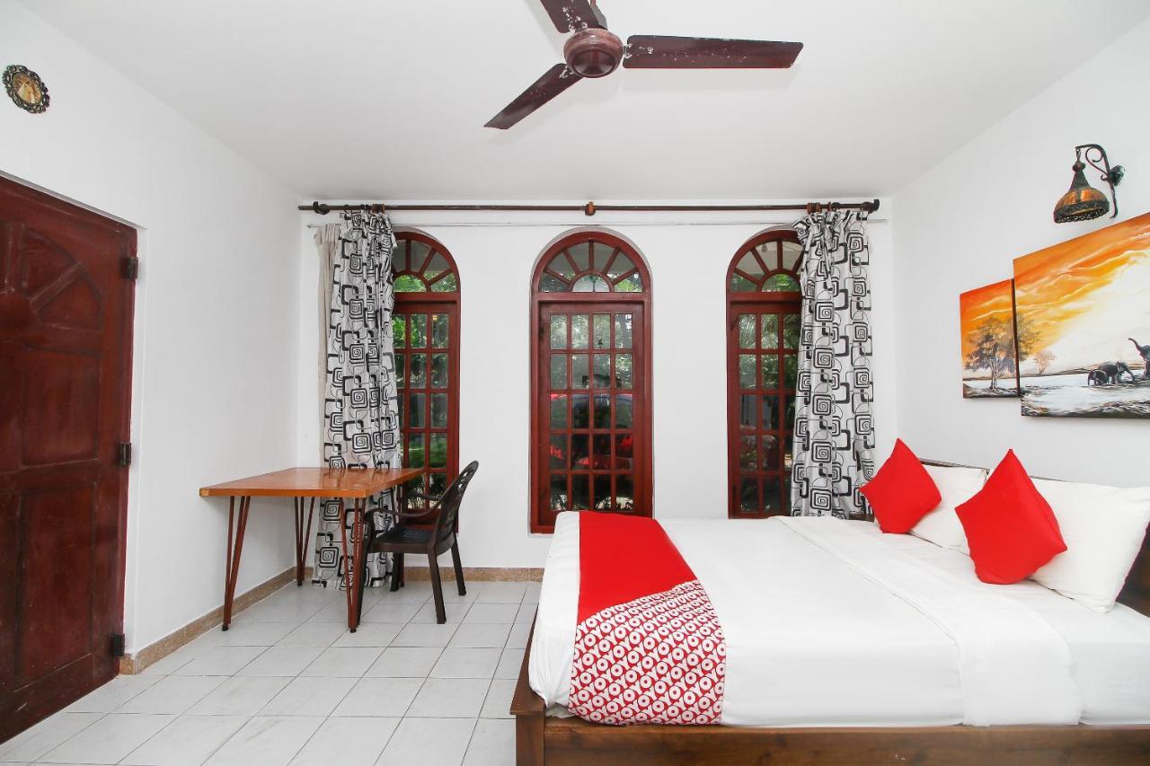 Oyo 459 Barasti Beach Resort Kalutara Exterior foto