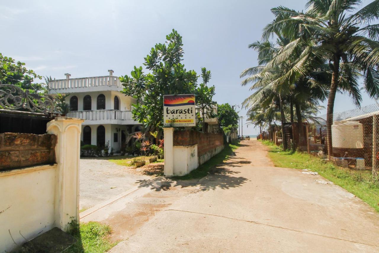 Oyo 459 Barasti Beach Resort Kalutara Exterior foto
