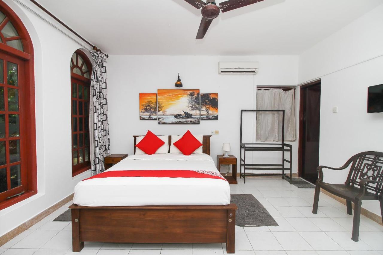 Oyo 459 Barasti Beach Resort Kalutara Exterior foto