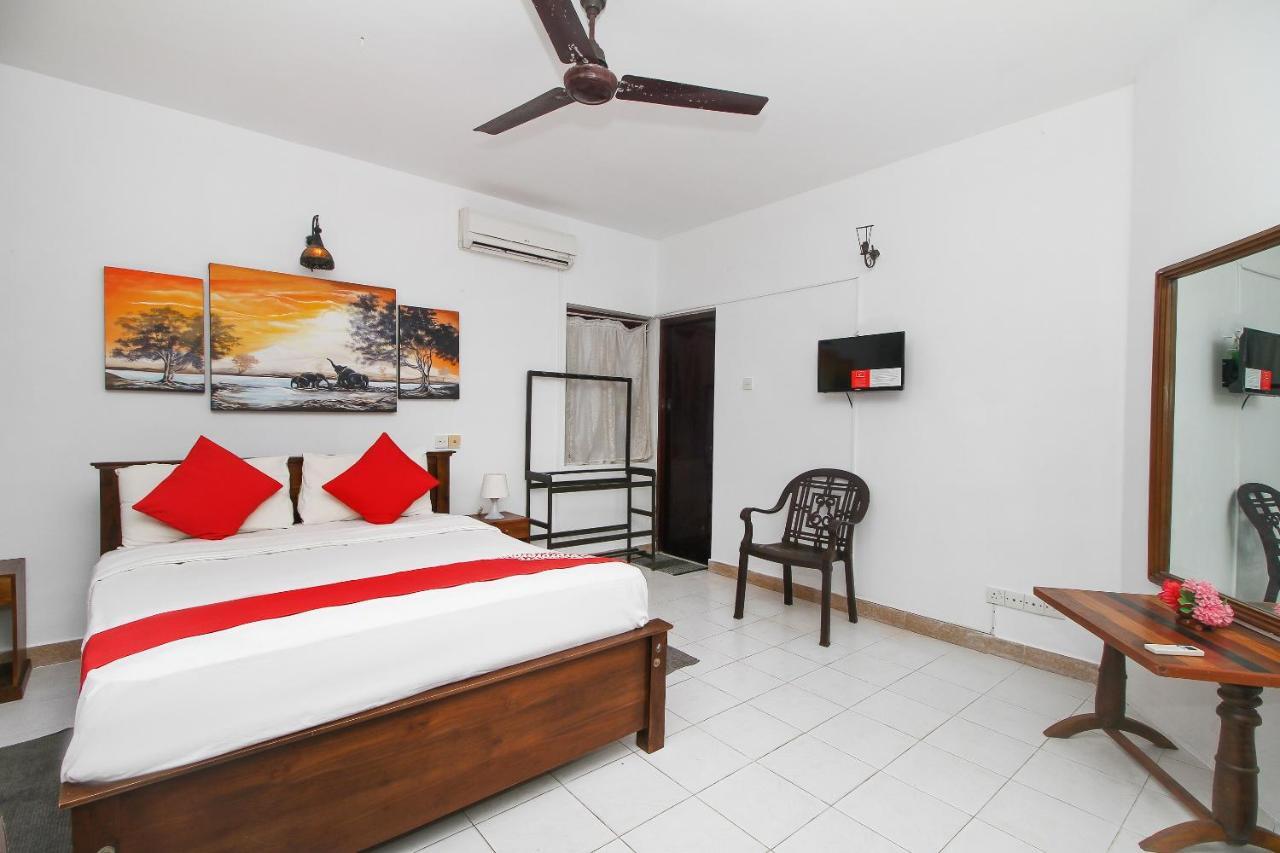 Oyo 459 Barasti Beach Resort Kalutara Exterior foto